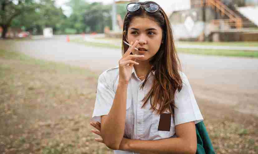 Empat Dari 10 Remaja Usia SMP-SMA Di Jakarta Adalah Perokok