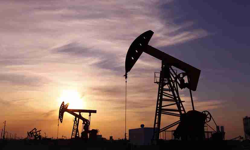 Harga Minyak Naik Usai OPEC+ Lanjutkan Pengurangan Produksi