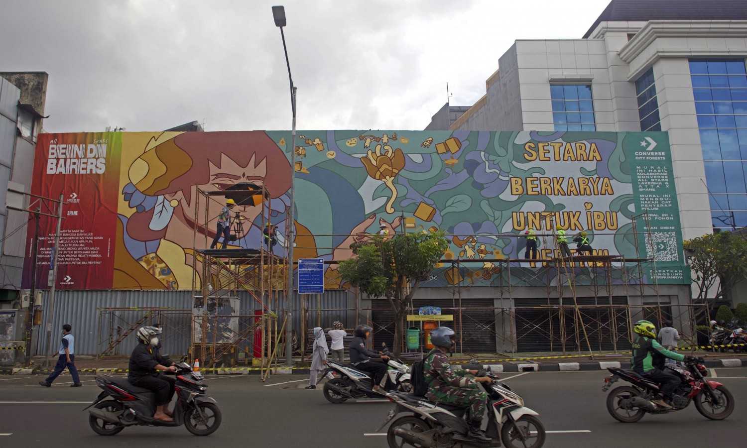 Pesan Kesetaraan Gender lewat Mural Di Jantung Ibu Kota