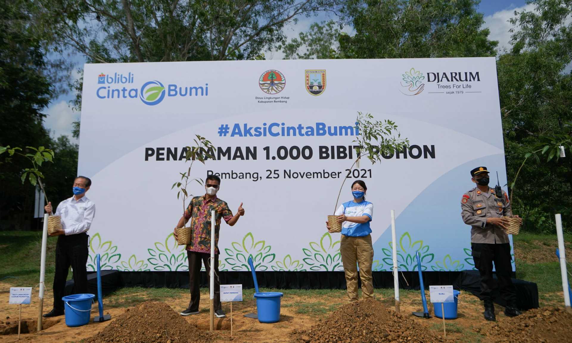 Blibli Dan Djarum Foundation Tanam 1.000 Bibit Pohon Di Rembang